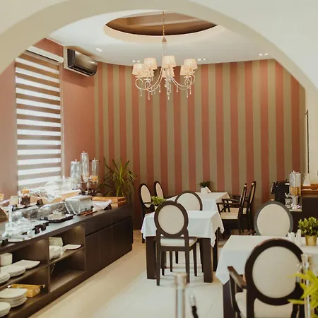 Hotel Garni Biser 2*