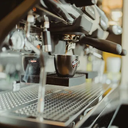 Garni Biser Hotel 2*