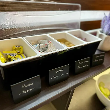 Garni Biser Hotel 2*