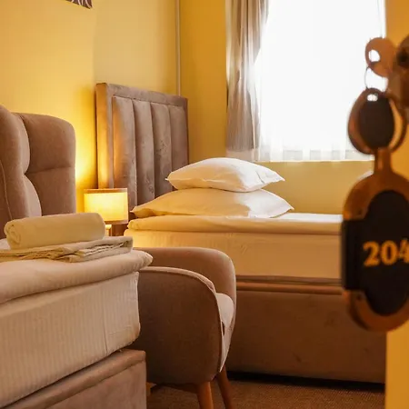 Hotel Garni Biser 2*