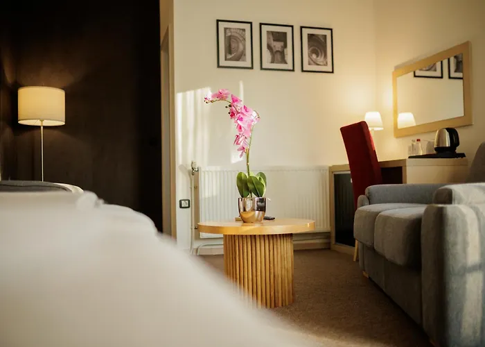 Hotel Garni Biser 2*